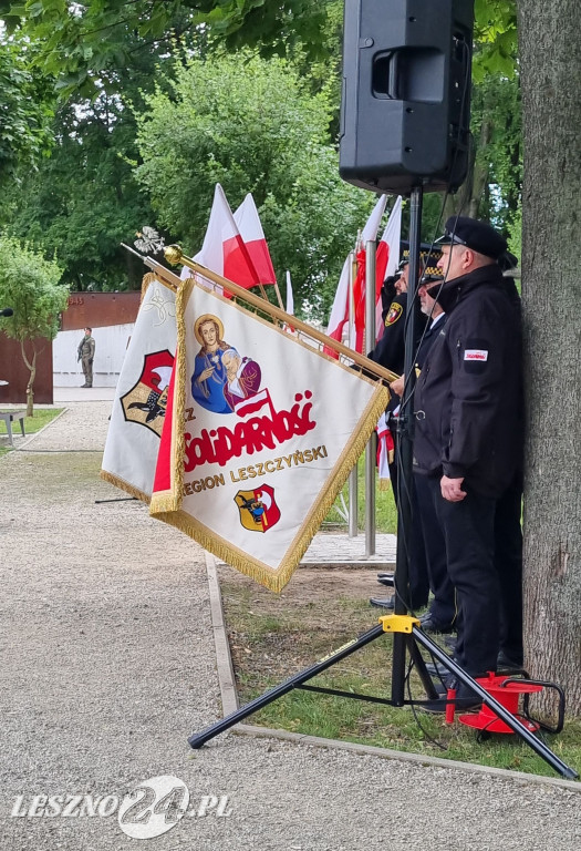 Odsłonięcie tablicy na Skwerze Marii i Lecha Kaczyńskich