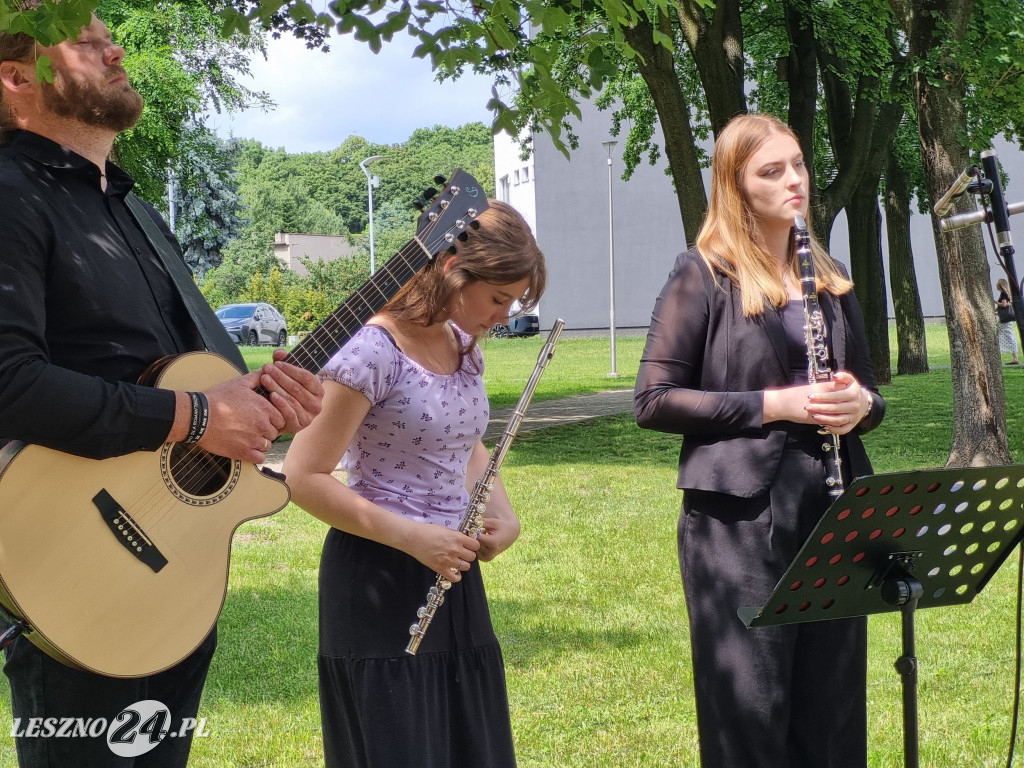 Odsłonięcie tablicy na Skwerze Marii i Lecha Kaczyńskich