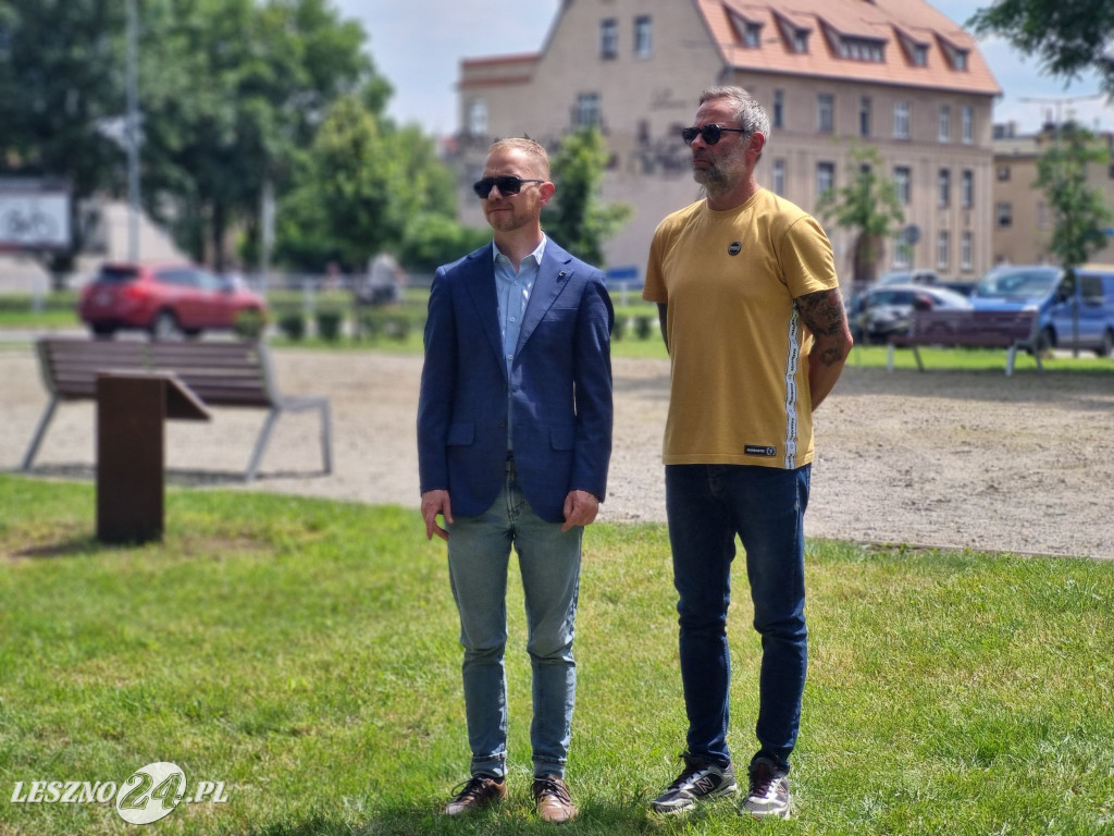 Odsłonięcie tablicy na Skwerze Marii i Lecha Kaczyńskich