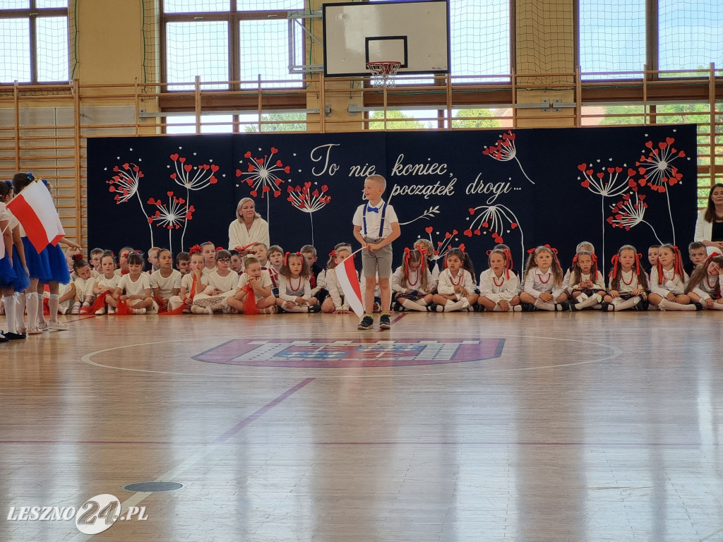 Pożegnanie absolwentów Kolorowego Wiatraczka