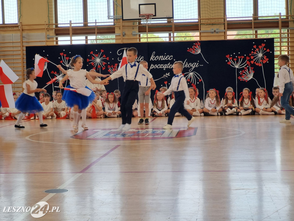 Pożegnanie absolwentów Kolorowego Wiatraczka