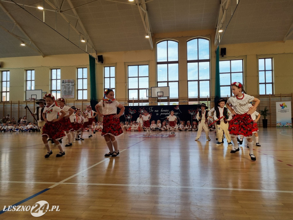 Pożegnanie absolwentów Kolorowego Wiatraczka