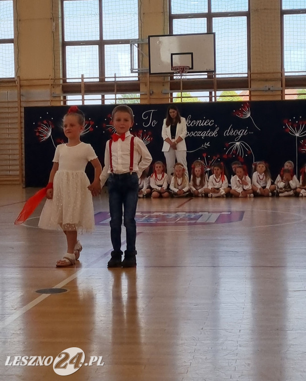 Pożegnanie absolwentów Kolorowego Wiatraczka