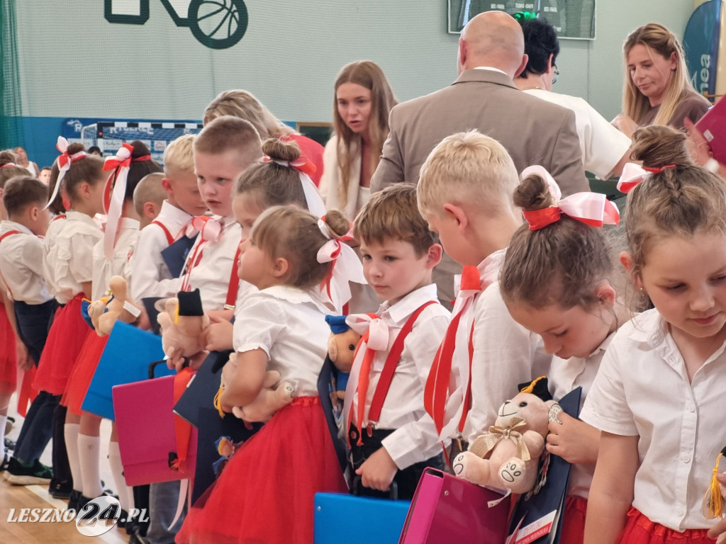 Pożegnanie absolwentów Kolorowego Wiatraczka