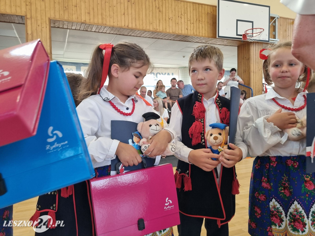 Pożegnanie absolwentów Kolorowego Wiatraczka