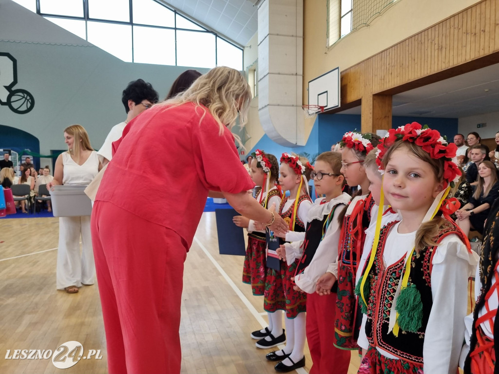 Pożegnanie absolwentów Kolorowego Wiatraczka