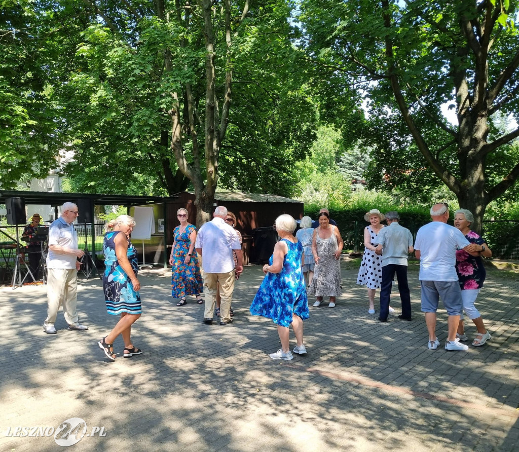 Piknik w Domu Seniora w Lesznie