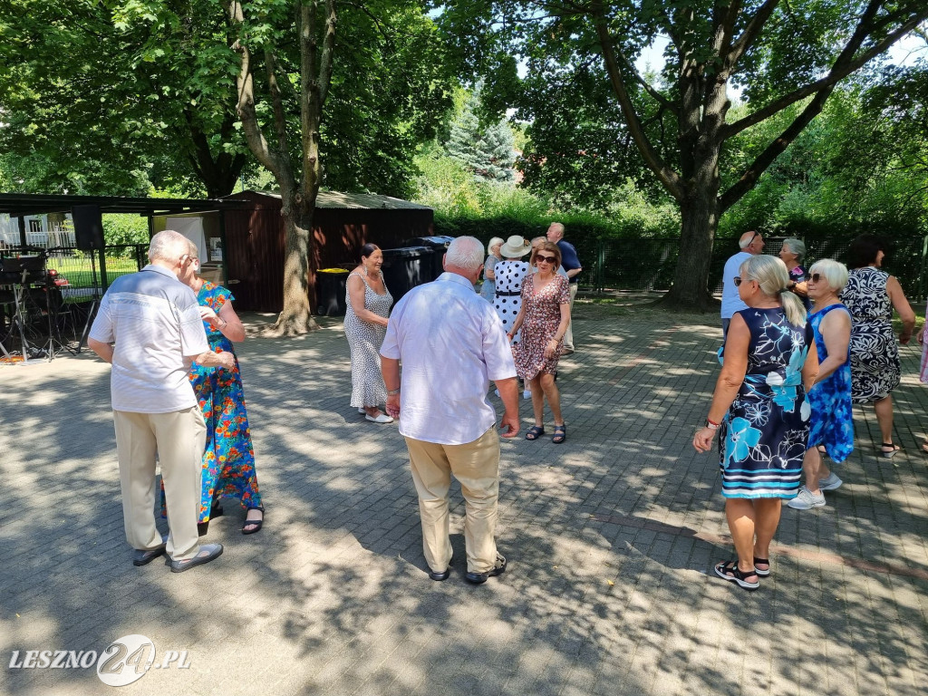Piknik w Domu Seniora w Lesznie