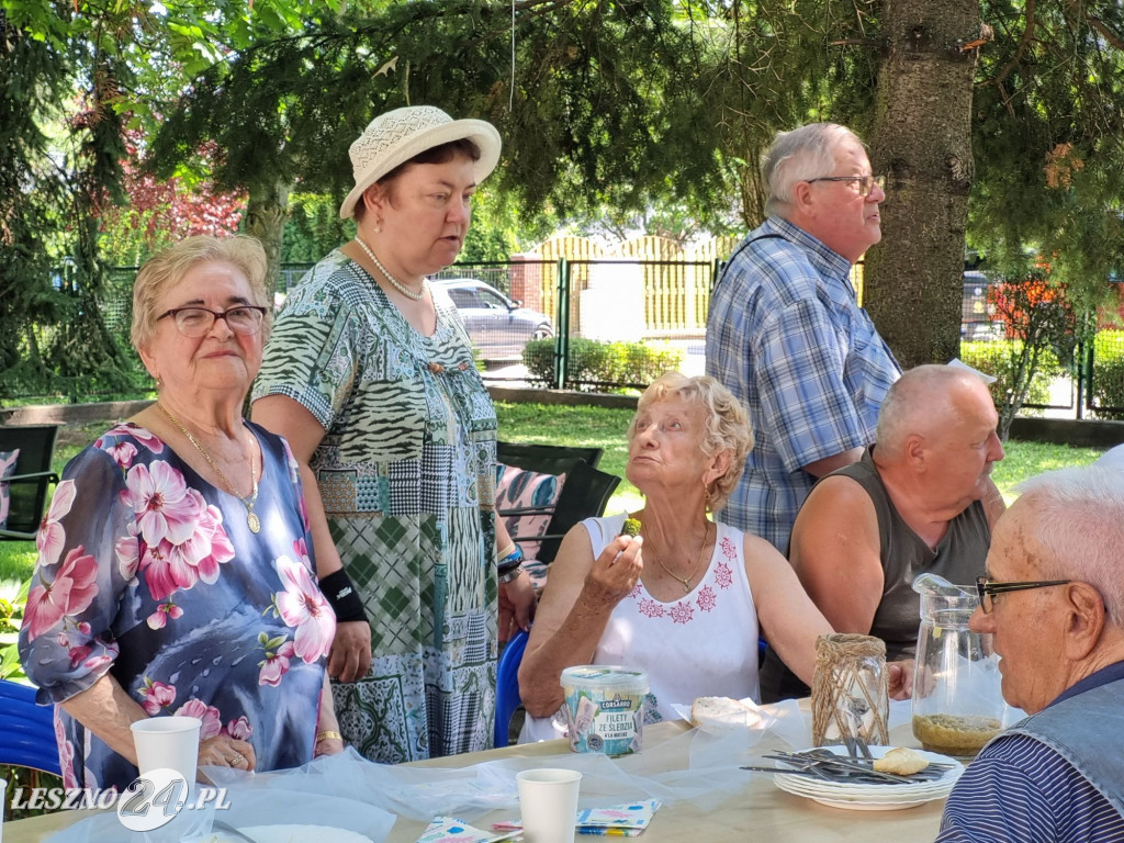 Piknik w Domu Seniora w Lesznie
