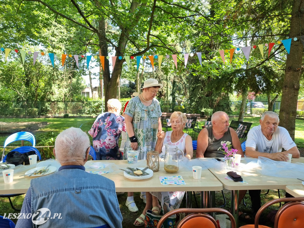 Piknik w Domu Seniora w Lesznie