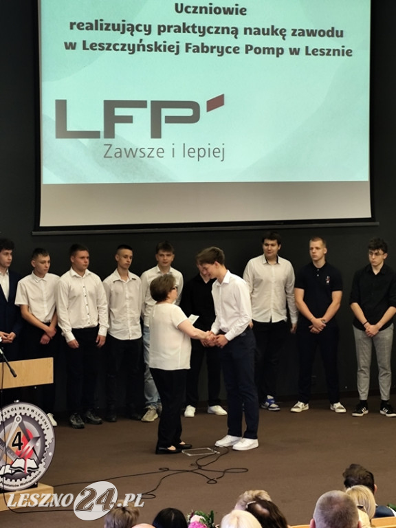 Zakończenie roku szkolnego ZS nr 4 w Lesznie