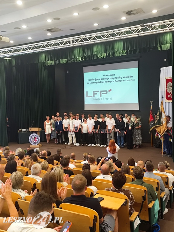 Zakończenie roku szkolnego ZS nr 4 w Lesznie