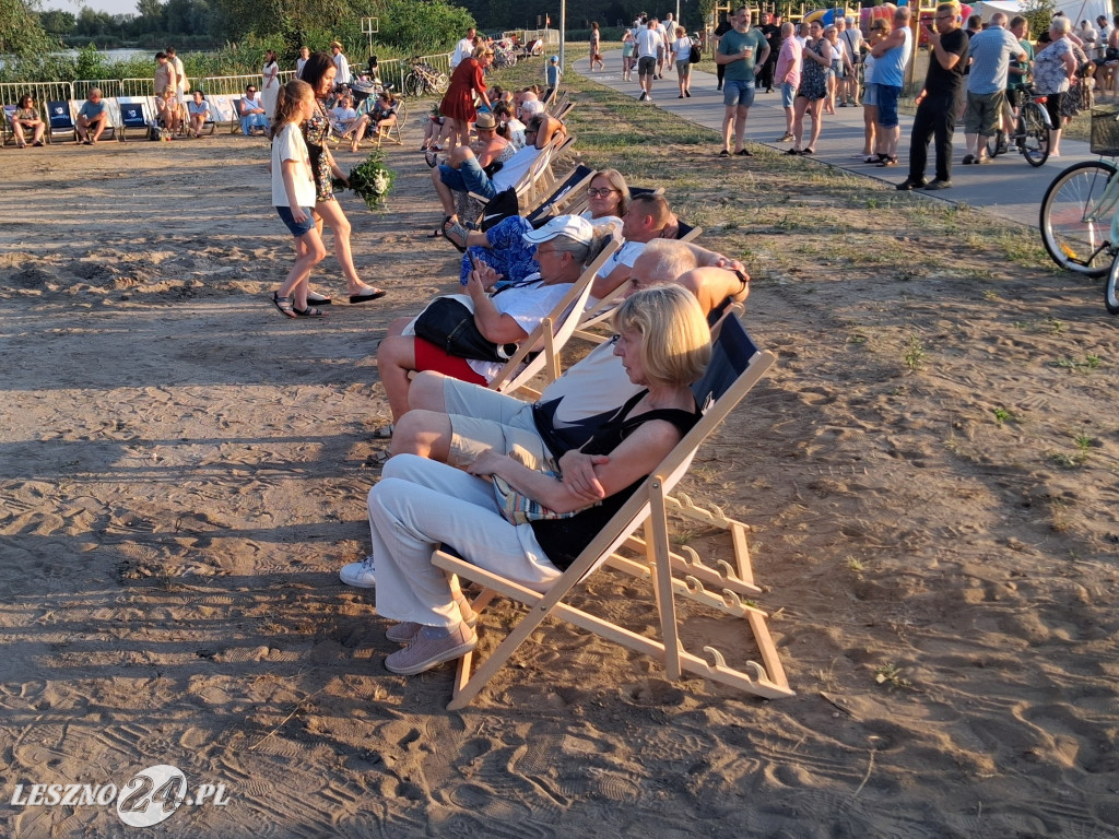 Słowiański wieczór nad wodą