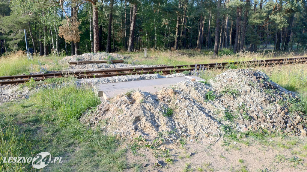 PKP zlikwidowała dwa kolejne przejazdy
