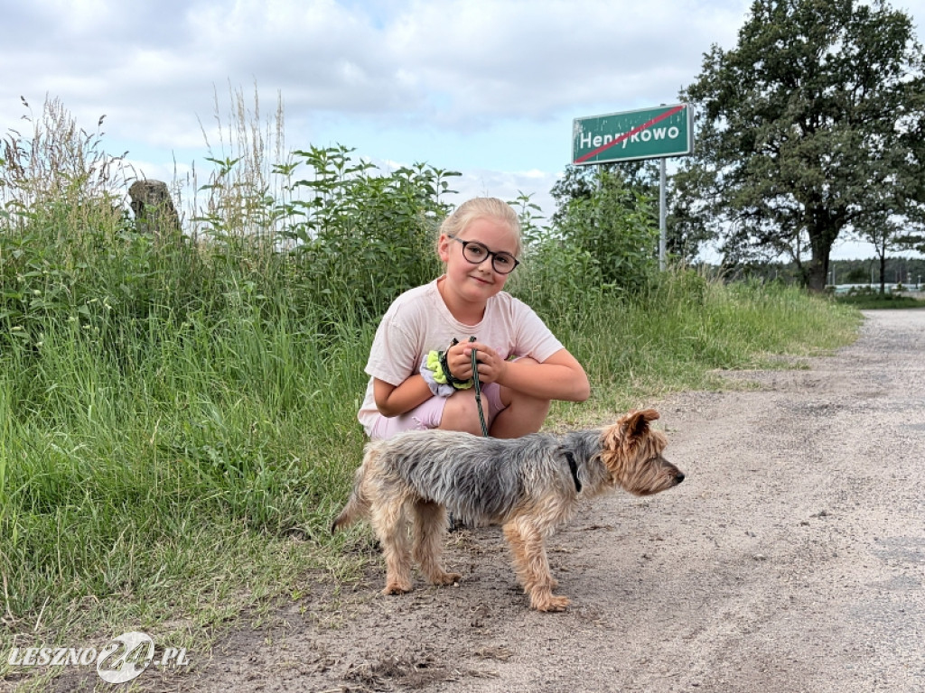 Pieskowe przywitanie lata