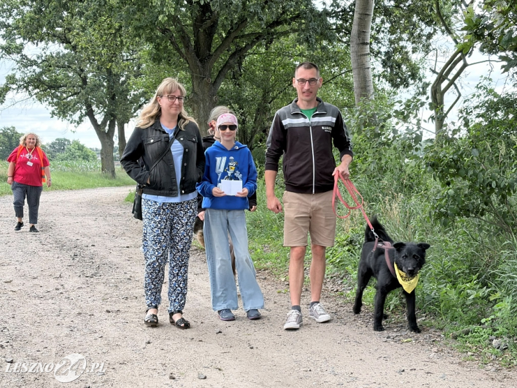 Pieskowe przywitanie lata