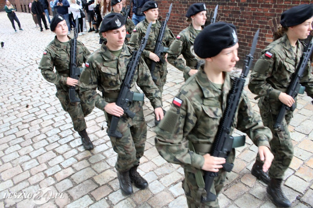 Kolejni rekruci złożyli przysięgę w Lesznie