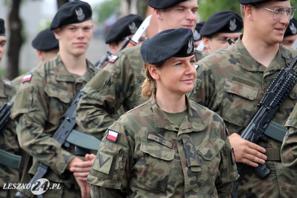 Kolejni rekruci złożyli przysięgę w Lesznie
