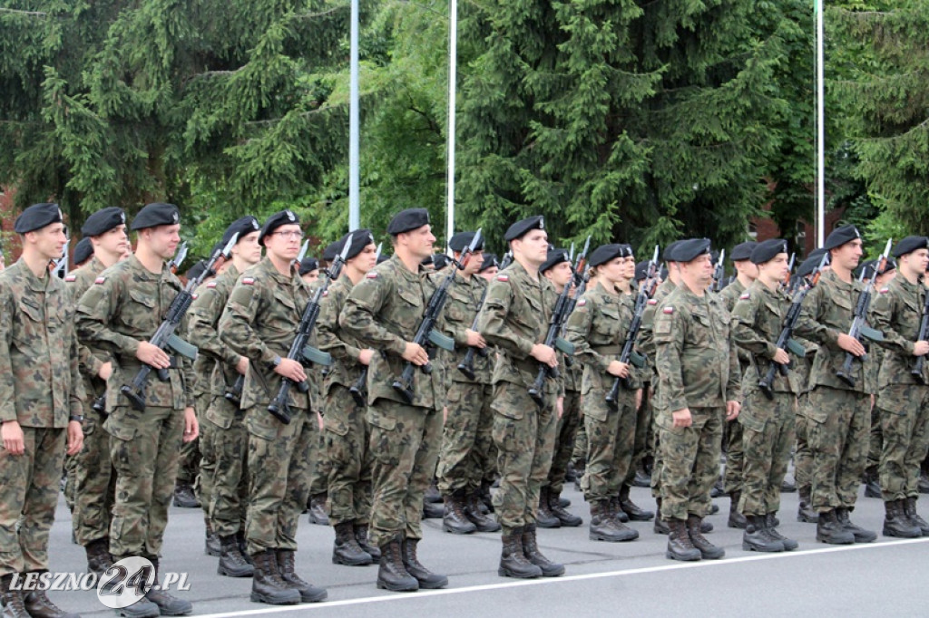 Kolejni rekruci złożyli przysięgę w Lesznie