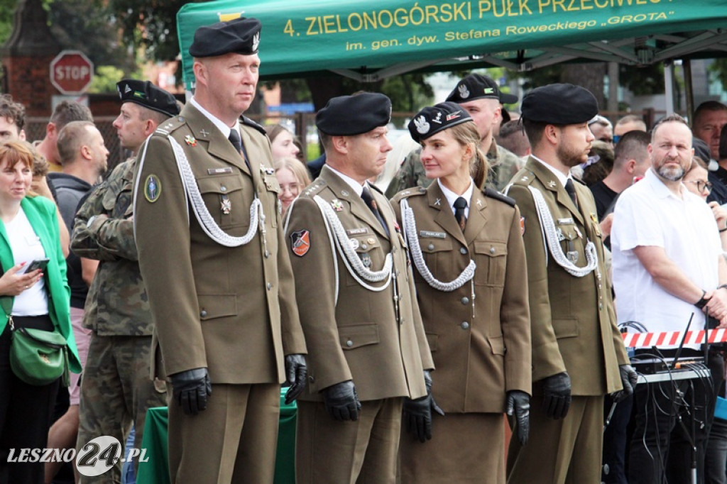 Kolejni rekruci złożyli przysięgę w Lesznie
