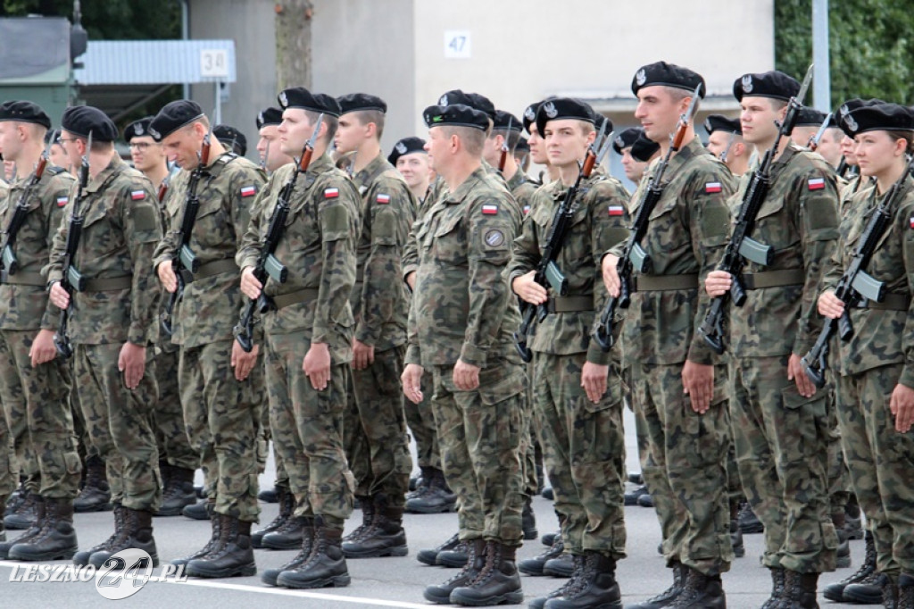 Kolejni rekruci złożyli przysięgę w Lesznie