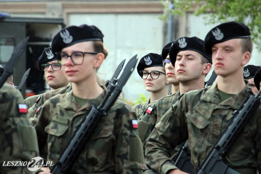 Kolejni rekruci złożyli przysięgę w Lesznie