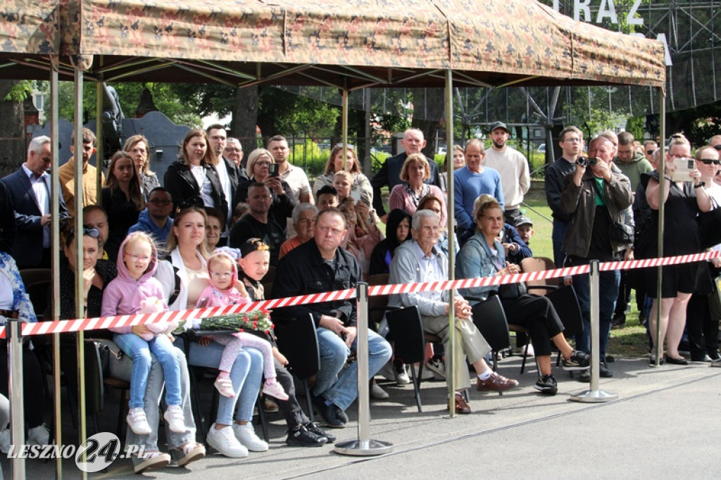 Kolejni rekruci złożyli przysięgę w Lesznie