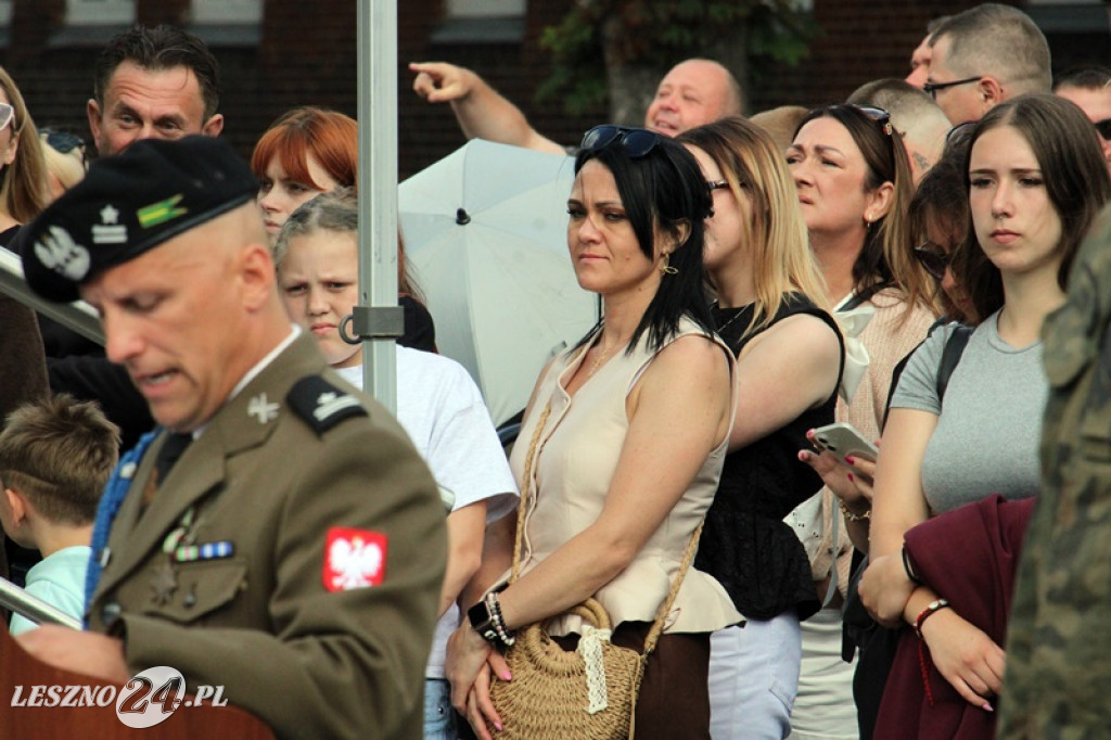 Kolejni rekruci złożyli przysięgę w Lesznie