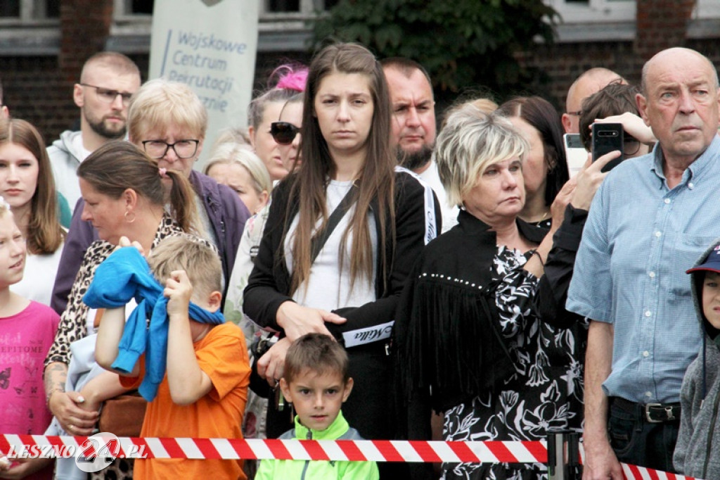 Kolejni rekruci złożyli przysięgę w Lesznie