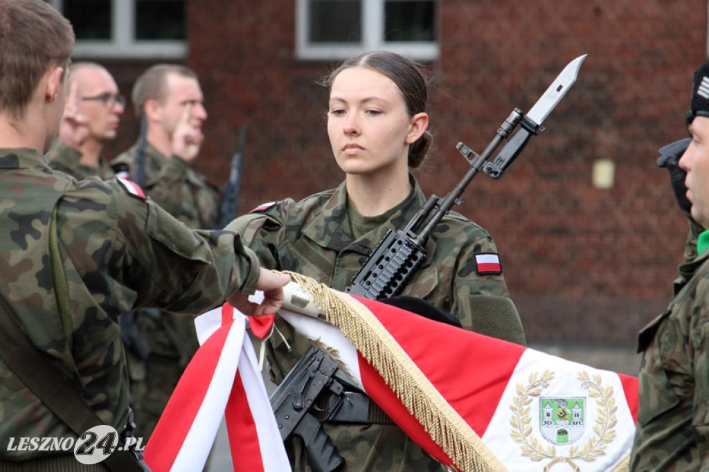 Kolejni rekruci złożyli przysięgę w Lesznie