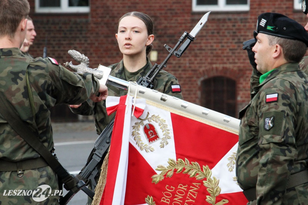 Kolejni rekruci złożyli przysięgę w Lesznie