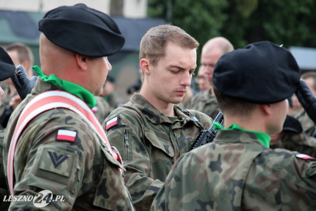 Kolejni rekruci złożyli przysięgę w Lesznie