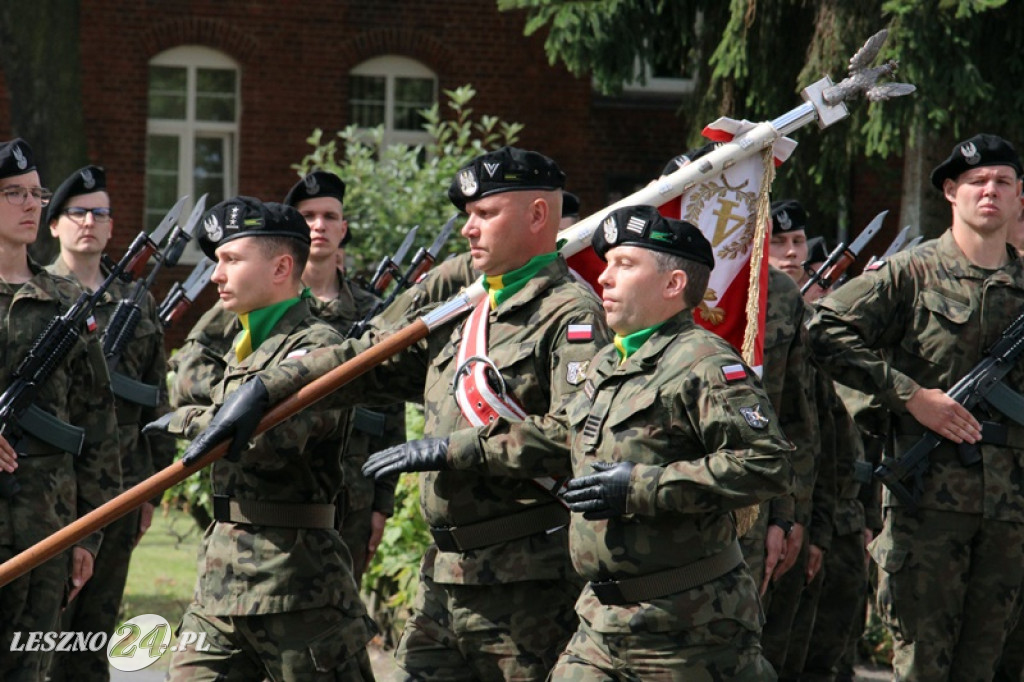 Kolejni rekruci złożyli przysięgę w Lesznie