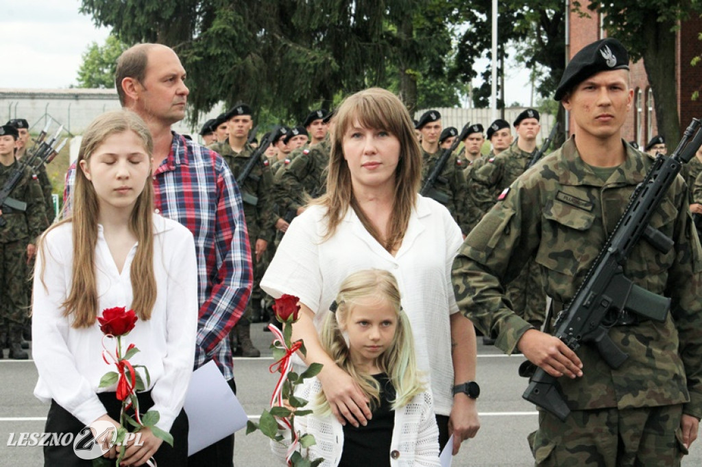 Kolejni rekruci złożyli przysięgę w Lesznie