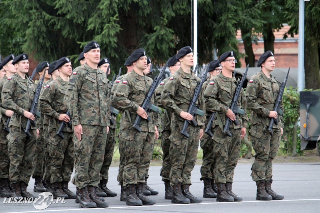 Kolejni rekruci złożyli przysięgę w Lesznie