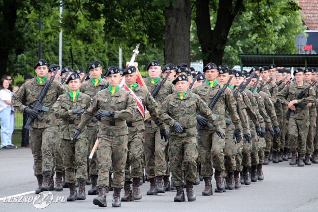 Kolejni rekruci złożyli przysięgę w Lesznie