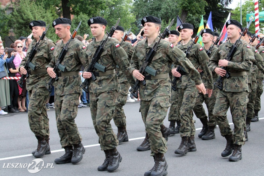 Kolejni rekruci złożyli przysięgę w Lesznie