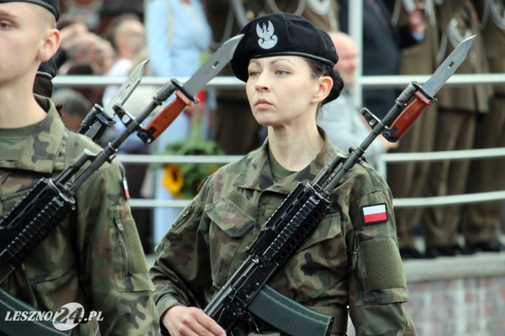 Kolejni rekruci złożyli przysięgę w Lesznie