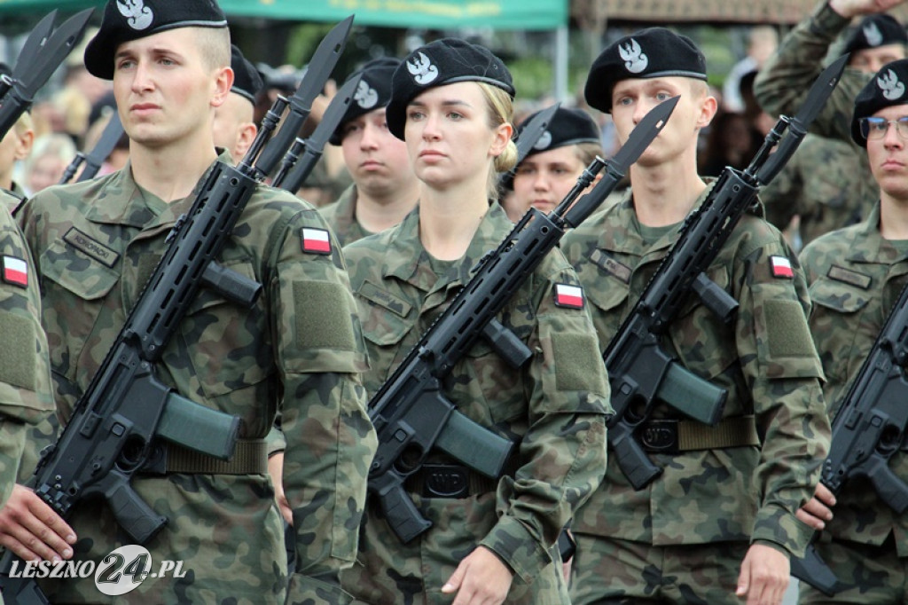 Kolejni rekruci złożyli przysięgę w Lesznie