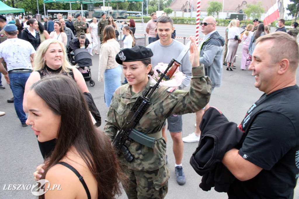 Kolejni rekruci złożyli przysięgę w Lesznie