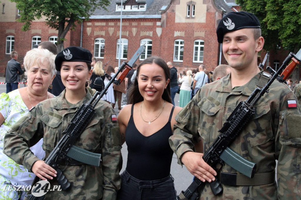 Kolejni rekruci złożyli przysięgę w Lesznie