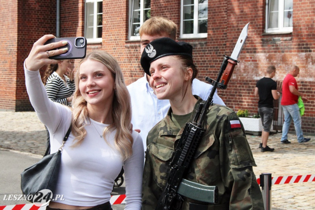 Kolejni rekruci złożyli przysięgę w Lesznie