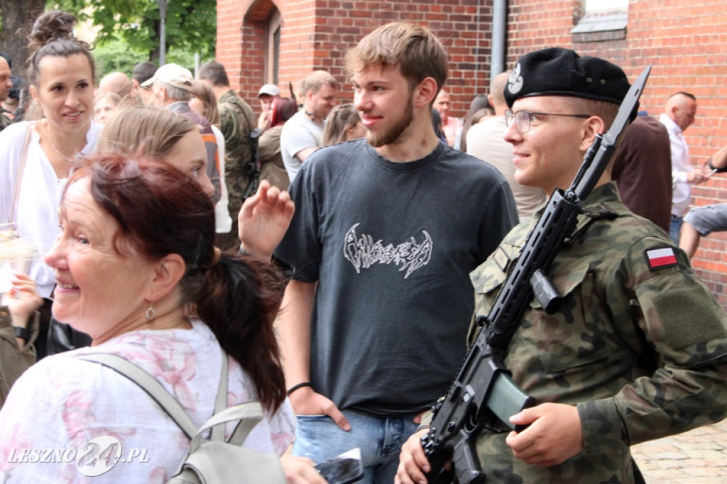 Kolejni rekruci złożyli przysięgę w Lesznie