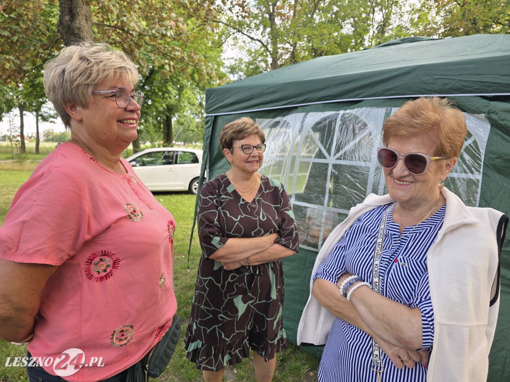 Potańcówka pod chmurką w Lesznie