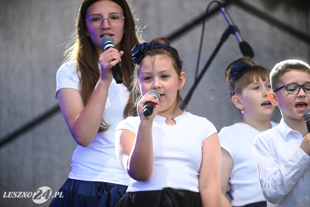 Ewa Farna na Dniach Gminy Krzemieniewo