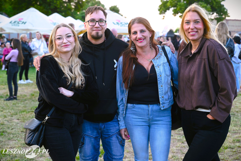 Ewa Farna na Dniach Gminy Krzemieniewo