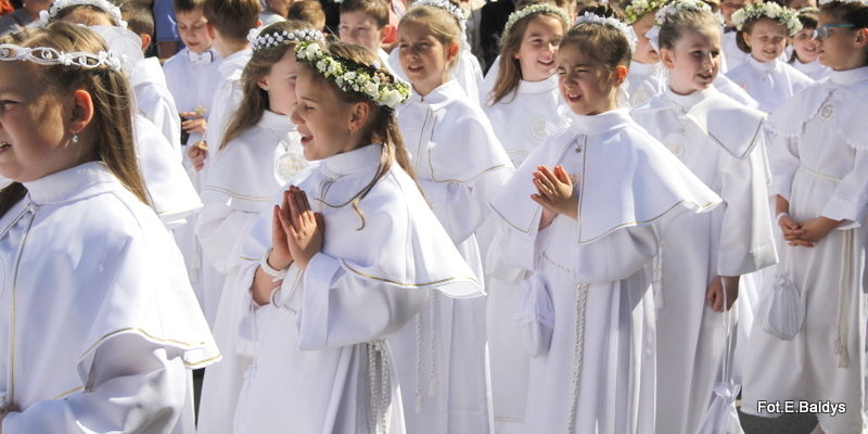 Przystąpili do I Komunii Świętej (zdjęcia)