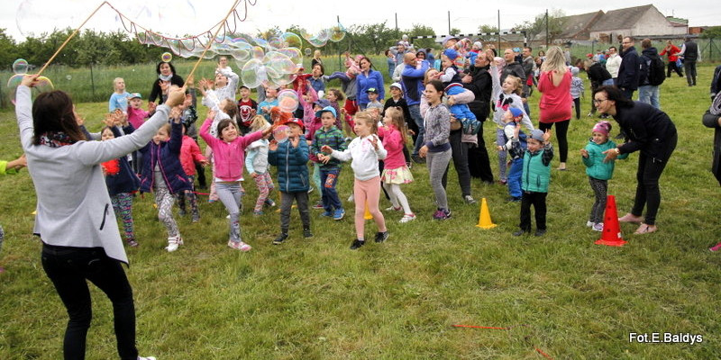 Festyn z niespodziankami w Osiecznej (zdjęcia)