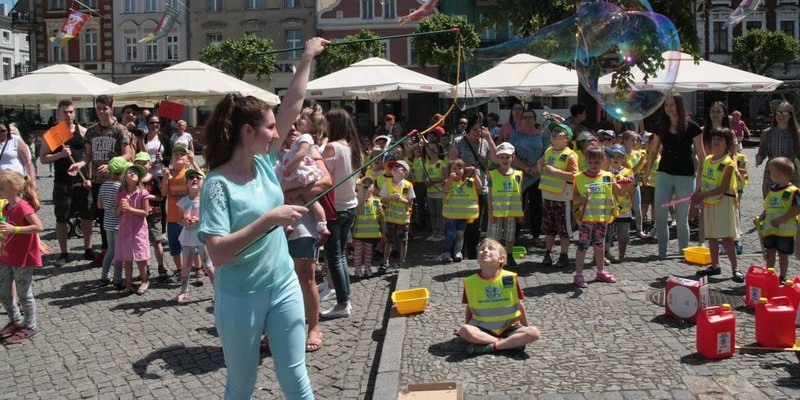 Rynek w bańkach mydlanych (zdjęcia)