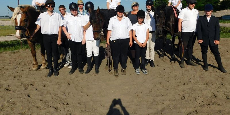 20 medali sukcesem 13 zawodników  (zdjęcia) 